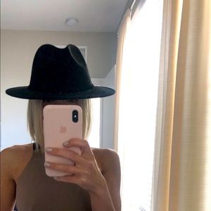 Black wool fedora hat - one size